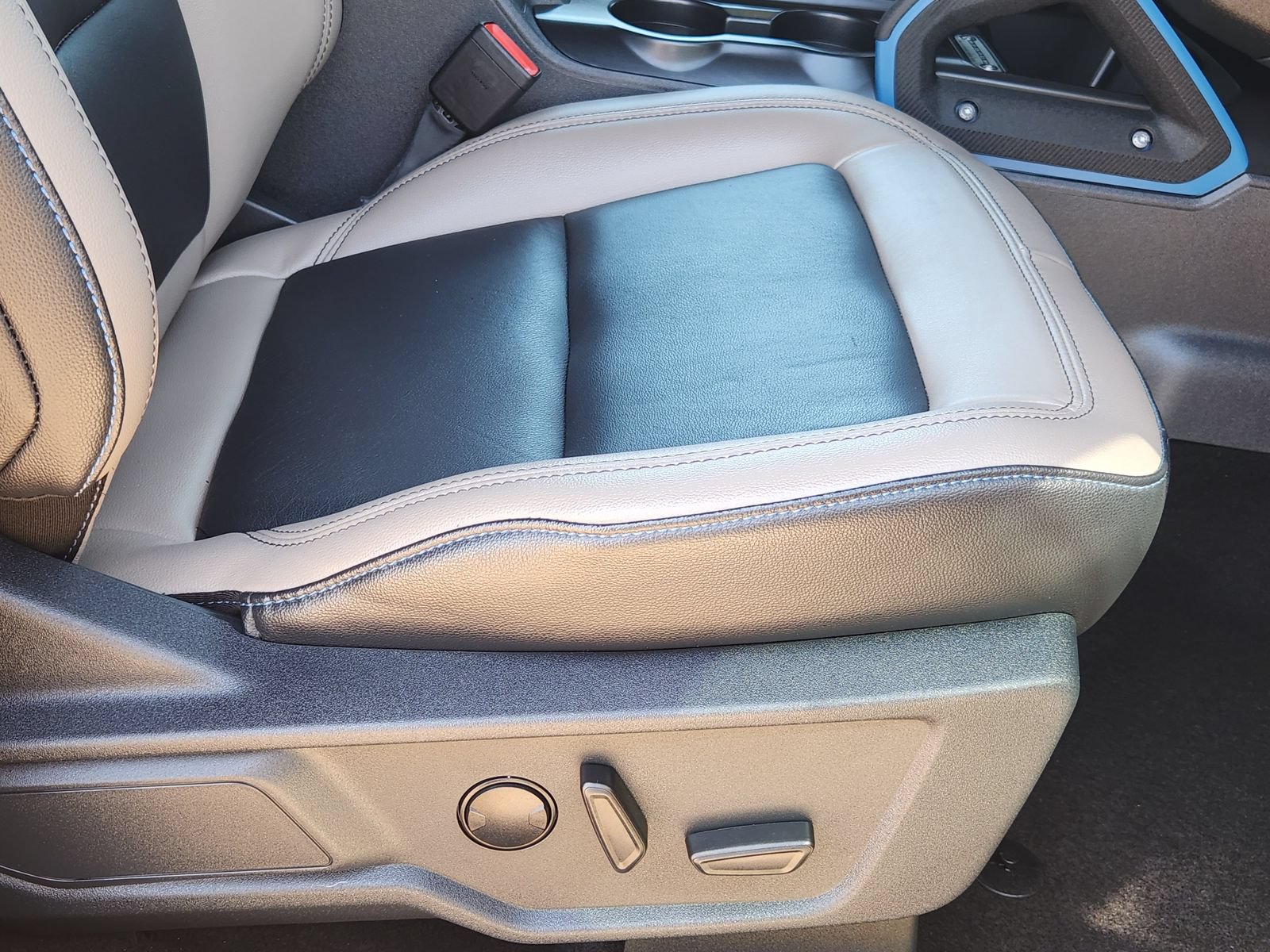 Used 2024 Ford Bronco Wildtrak AWD/4WD image 28