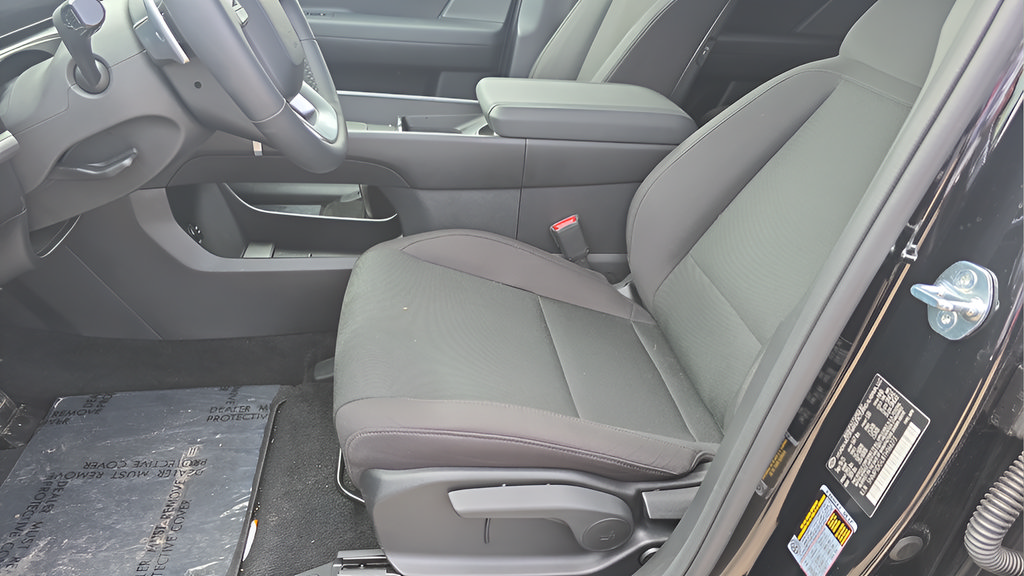 Certified 2026 Hyundai Santa Fe SE AWD/4WD image 14