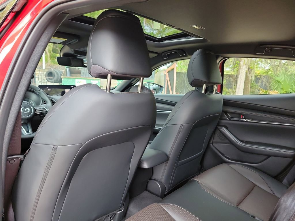 New 2026 MAZDA MAZDA3 Hatchback w/ Appearance Package image 12