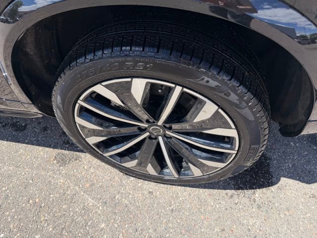 Used 2026 Volvo XC90 B6 Plus w/ Protection Package Premier AWD/4WD image 9