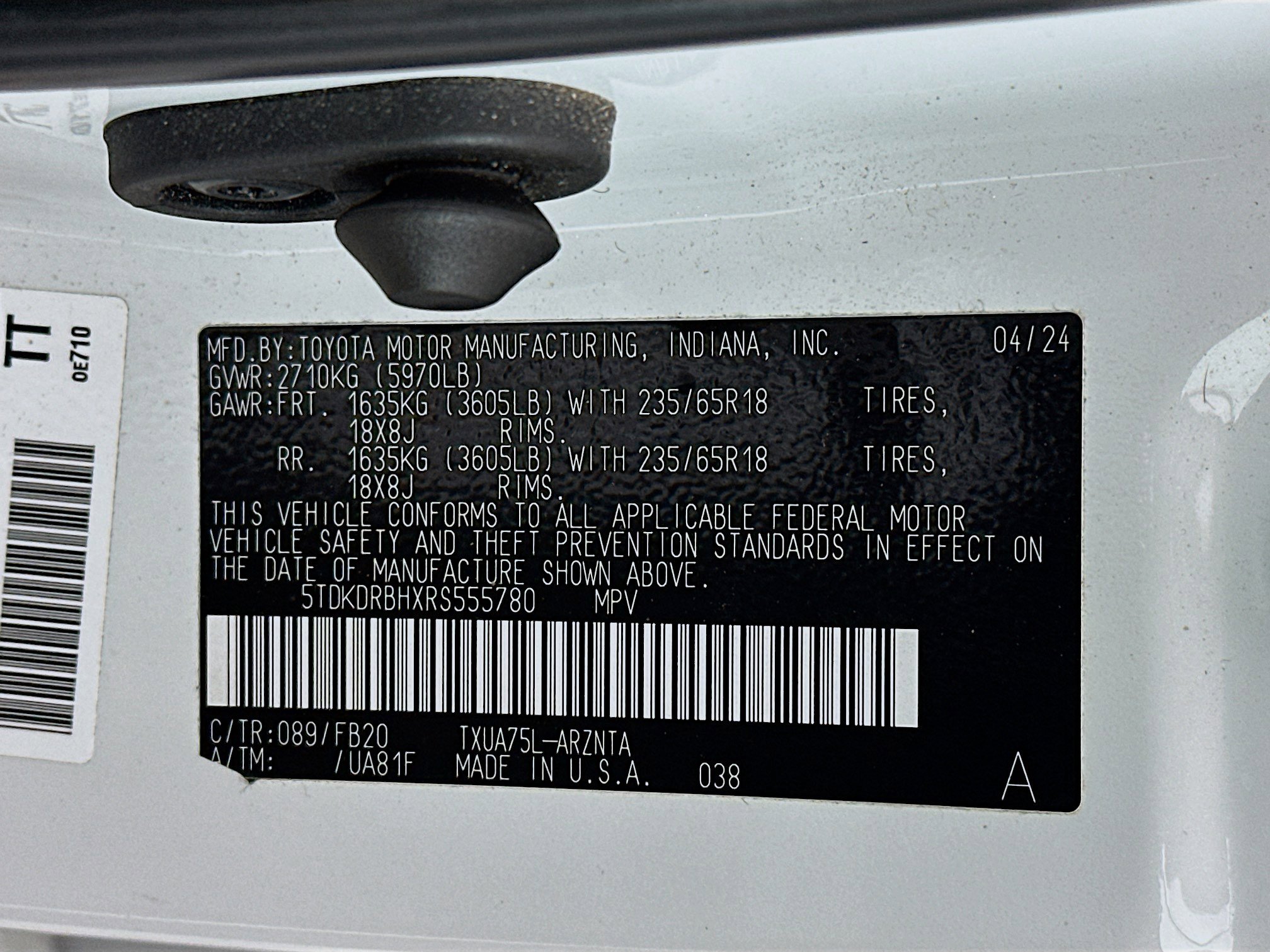 Used 2024 Toyota Highlander LE image 12