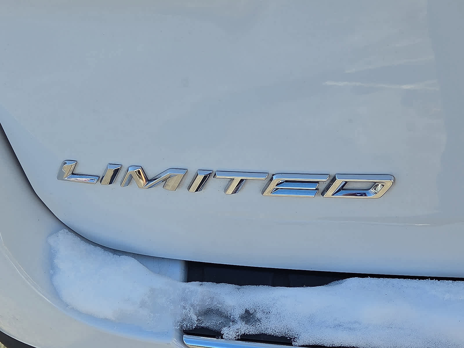 Used 2022 Ford Explorer Limited w/ Equipment Group 301A image 30