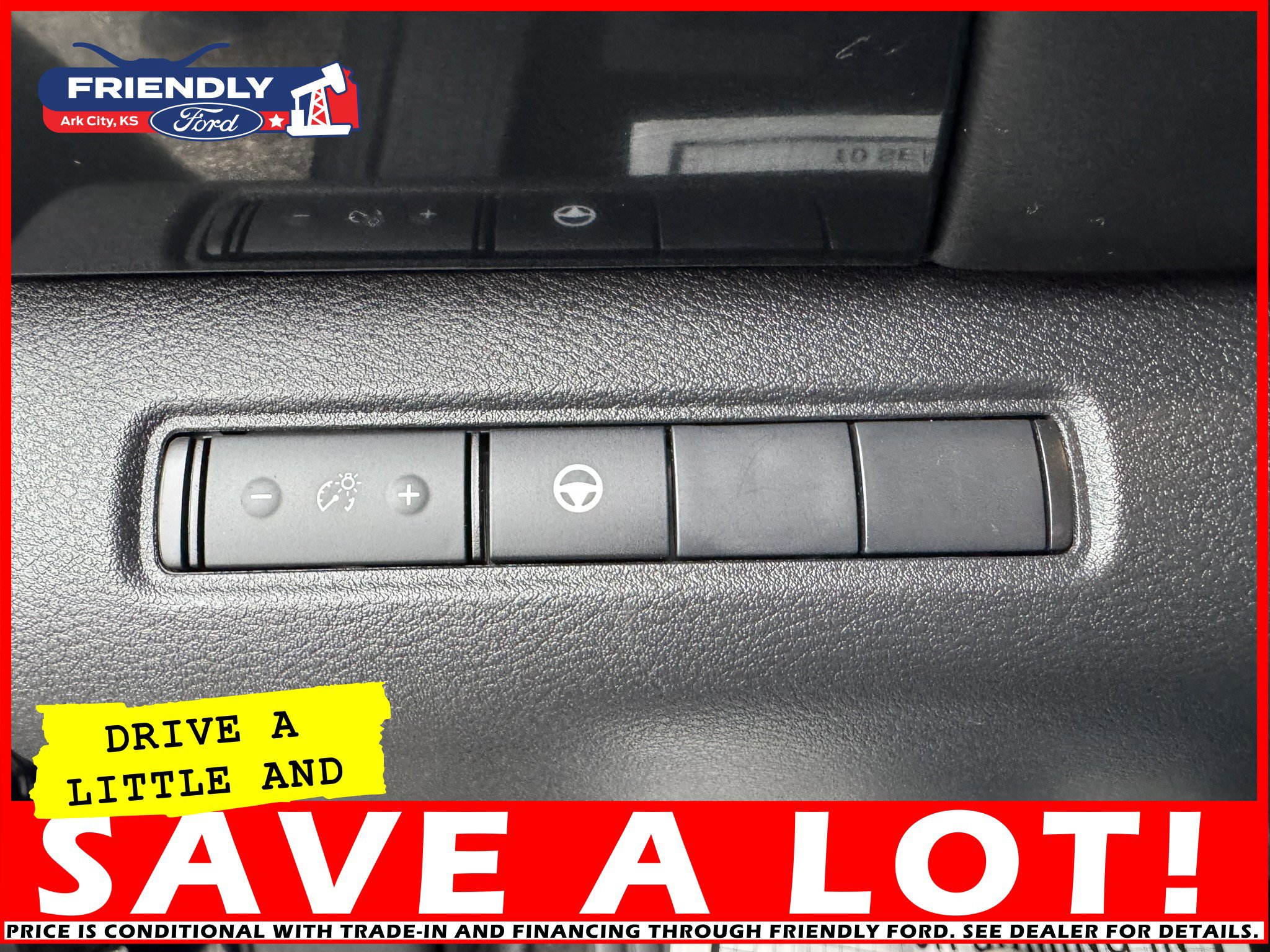 Used 2024 Nissan Pathfinder SV image 23