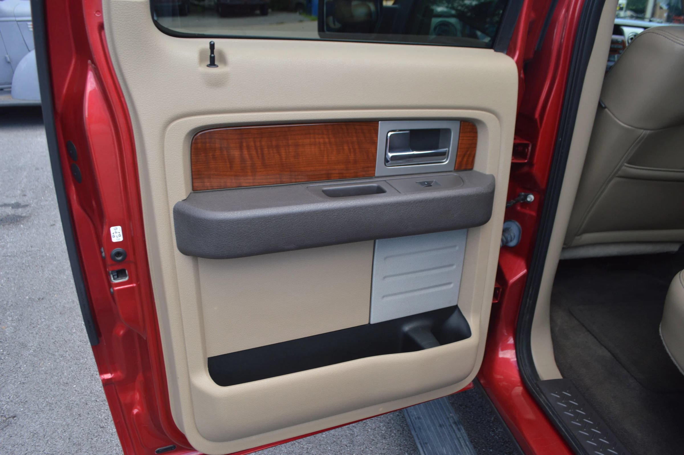 Used 2009 Ford F150 Lariat AWD/4WD image 18