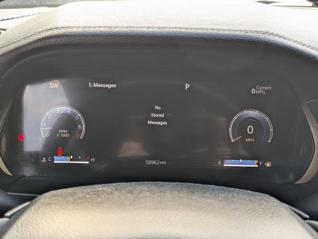 Used 2023 Jeep Grand Cherokee L Limited w/ Black Appearance Package image 18