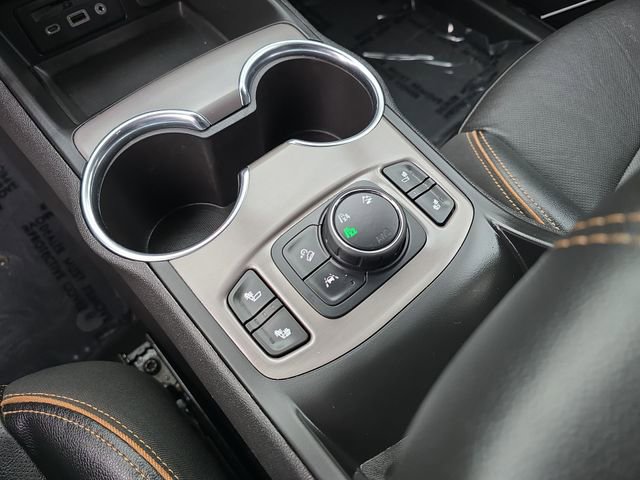 Used 2023 GMC Terrain AT4 image 18