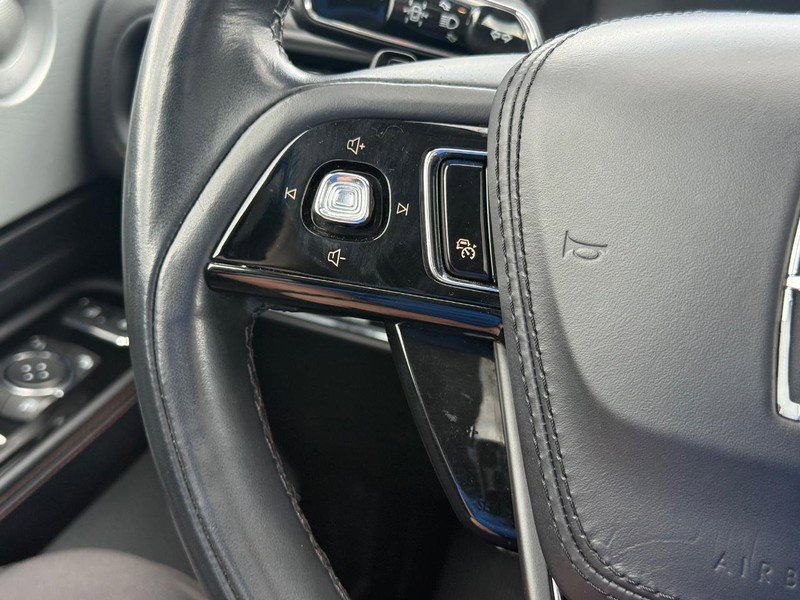 Certified 2023 Lincoln Aviator Reserve w/ Equipment Group 201A image 19