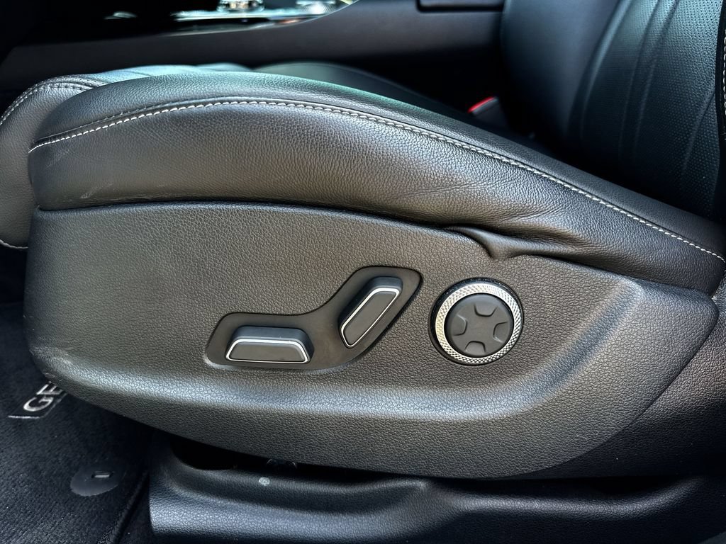 Used 2024 Genesis G80 2.5T AWD/4WD image 12