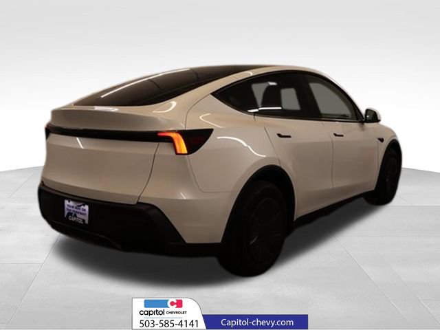 Used 2026 Tesla Model Y AWD image 2