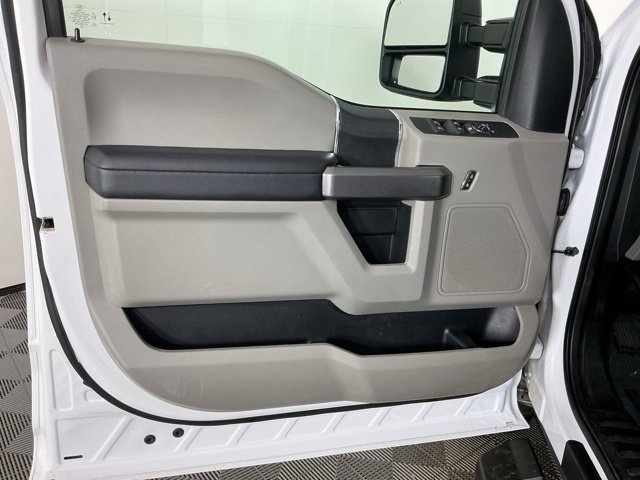 Used 2020 Ford F350 XLT w/ XLT Value Package AWD/4WD image 12