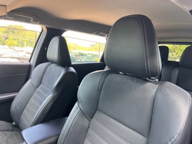 Used 2023 Mitsubishi Outlander SE FWD image 14