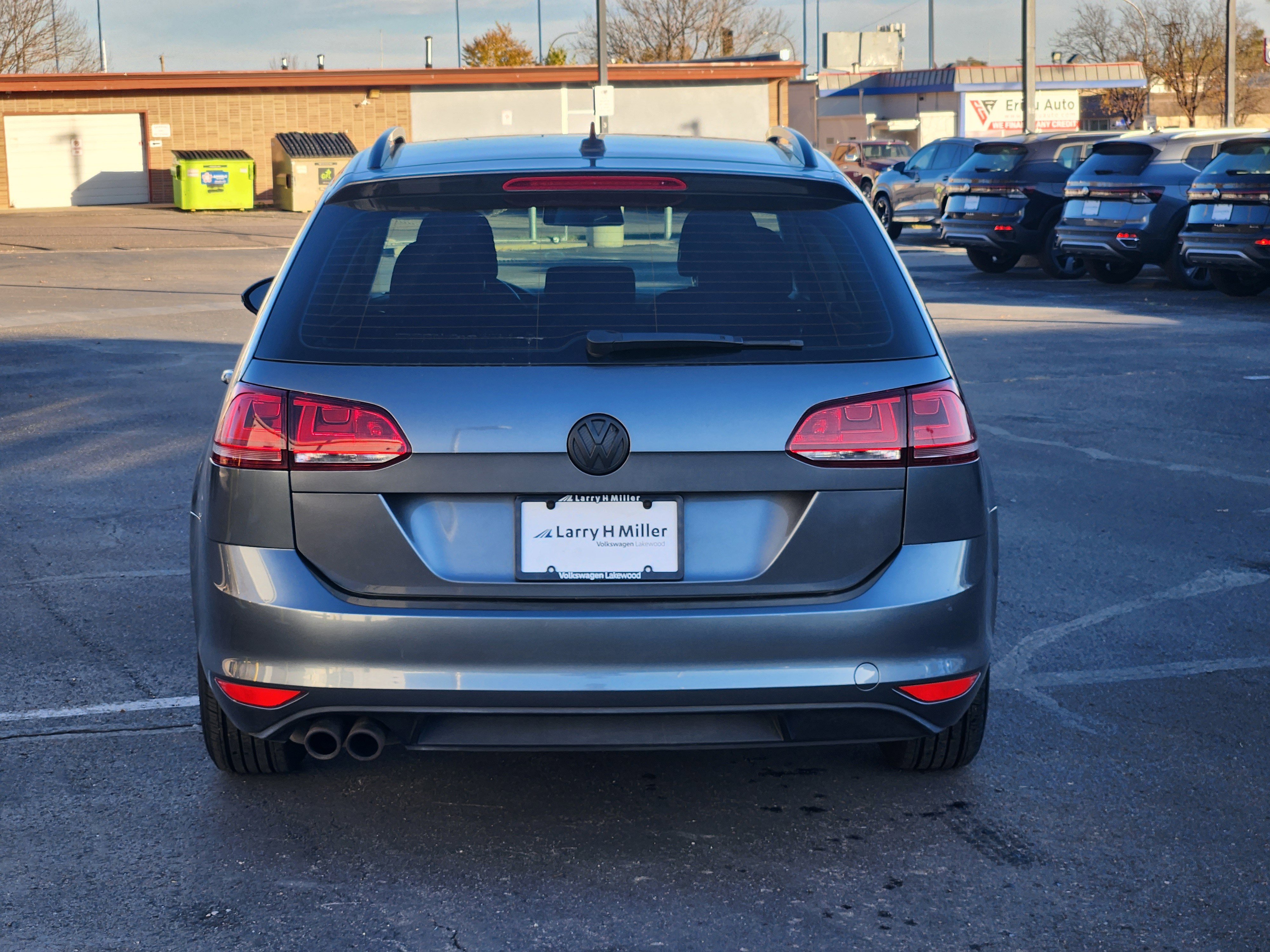 Used 2016 Volkswagen Golf S image 6