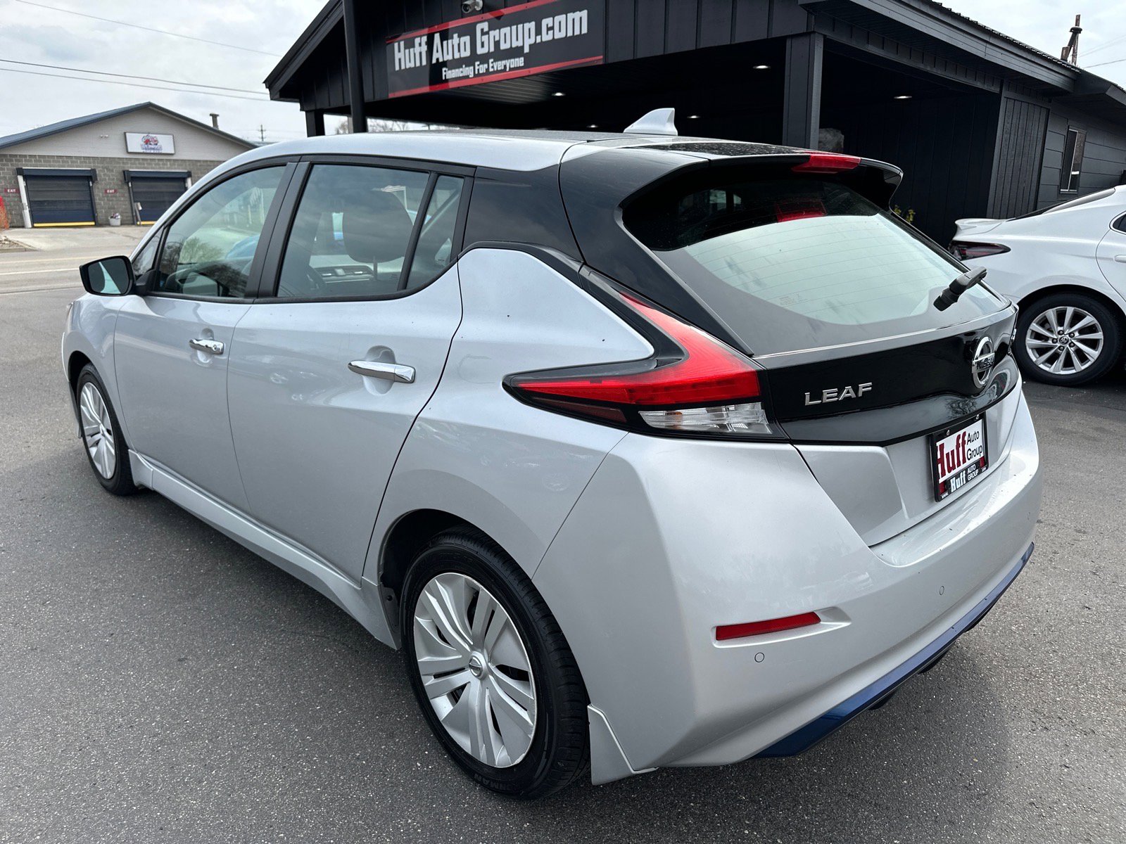 Used 2021 Nissan Leaf S w/ S Charge Package FWD image 3