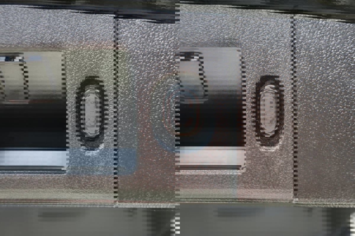 Used 2019 Chevrolet Suburban Premier image 50