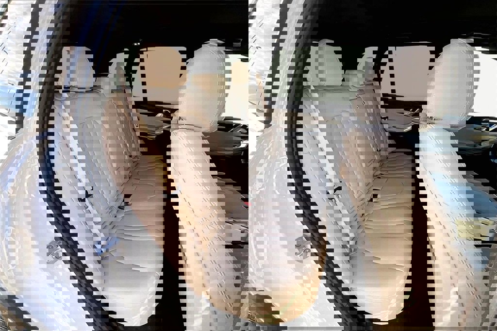 Used 2019 BMW X5 xDrive40i w/ Convenience Package image 27