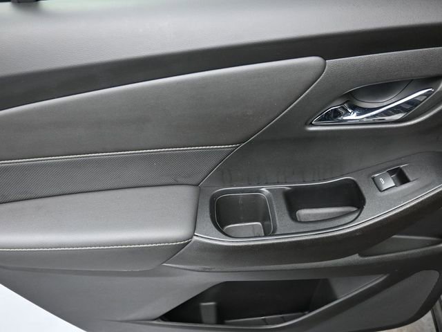 Used 2023 Chevrolet Traverse Premier w/ LPO, Cargo Package image 19