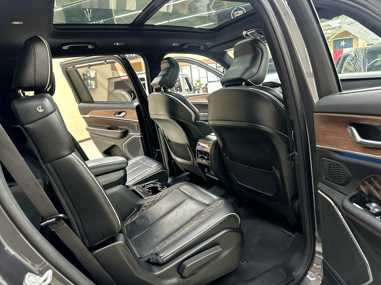 Used 2022 Jeep Grand Cherokee L Summit w/ Advanced Protech Group IV image 48