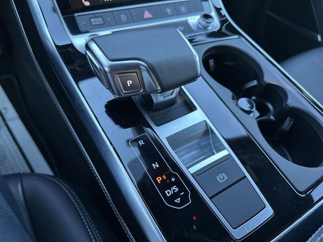 Used 2025 Audi Q7 3.0T Premium Plus image 16