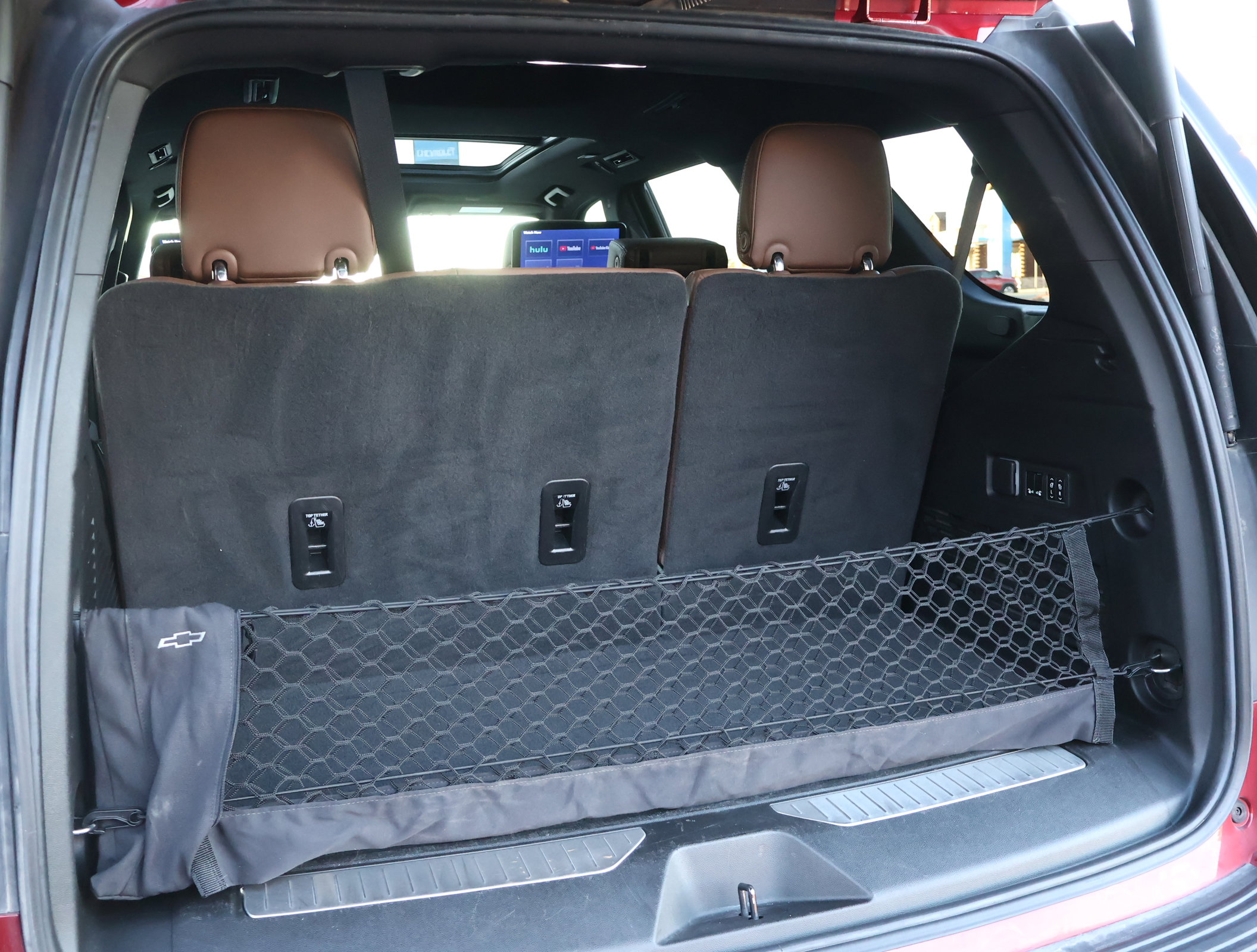 Used 2024 Chevrolet Tahoe High Country w/ Advanced Technology Package image 30