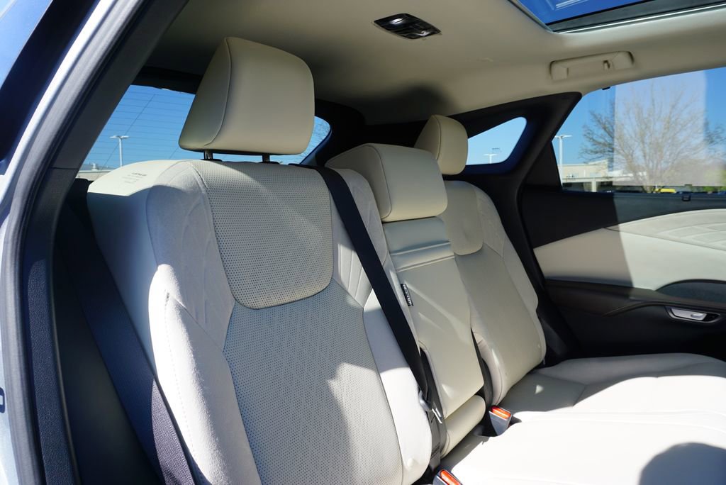 Used 2023 Lexus RX 350 AWD w/ Accessory Package (Z1) image 39