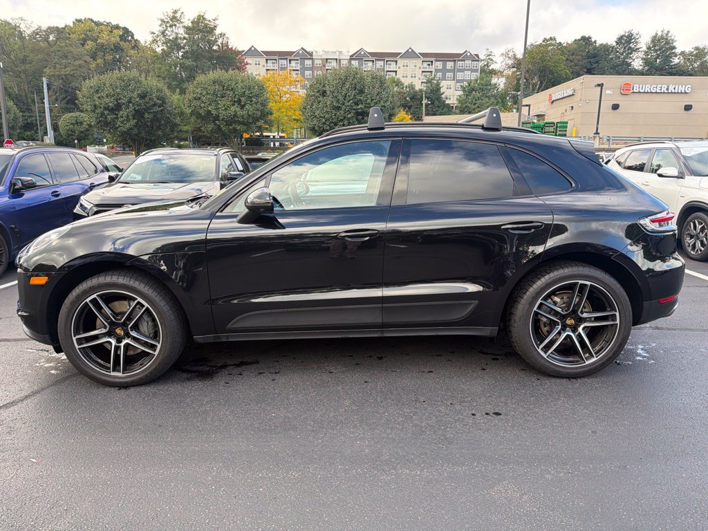 Used 2021 Porsche Macan S AWD/4WD image 3