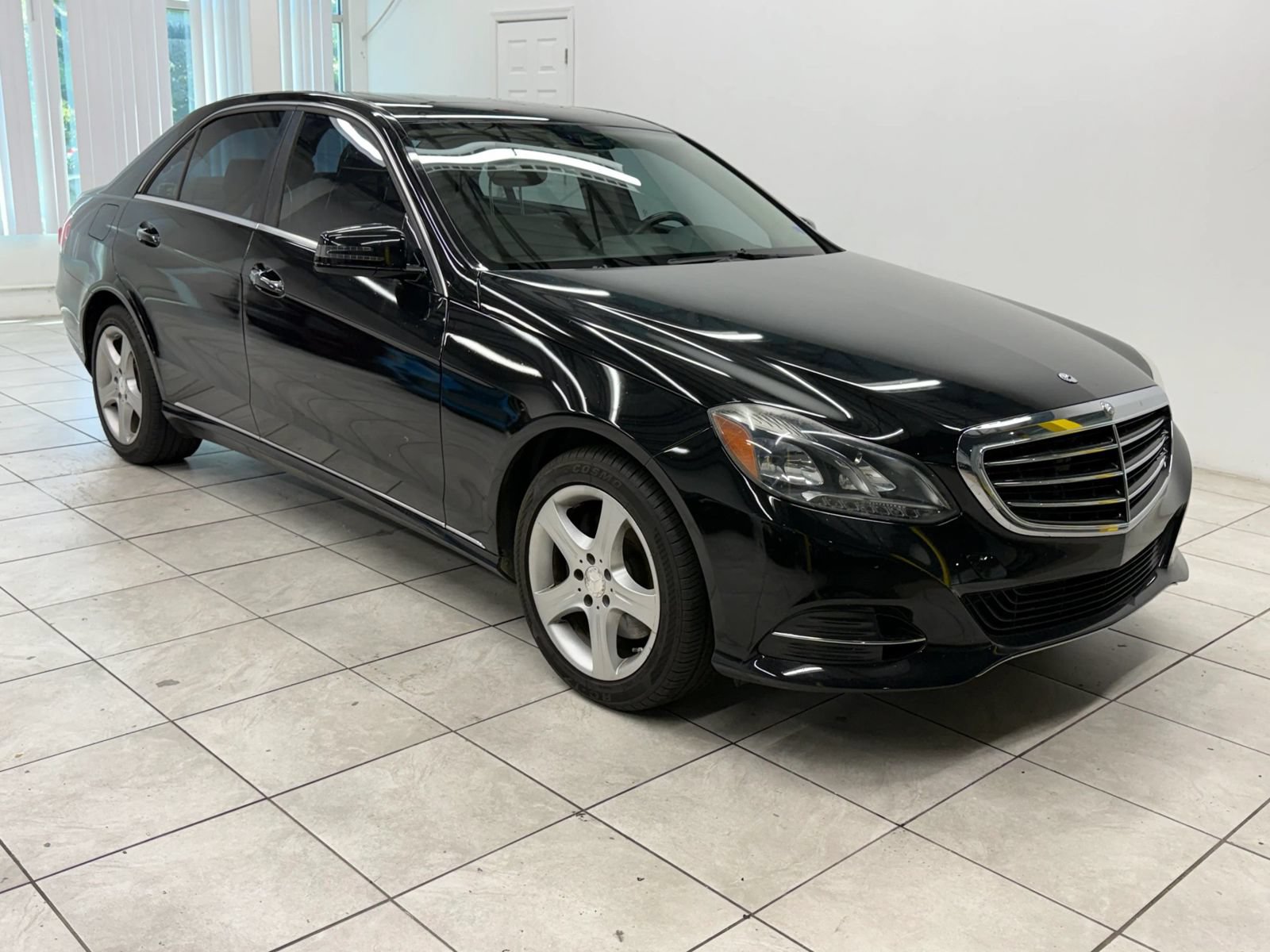 Used 2014 Mercedes-Benz E 350 Sedan w/ Premium 1 Package image 1