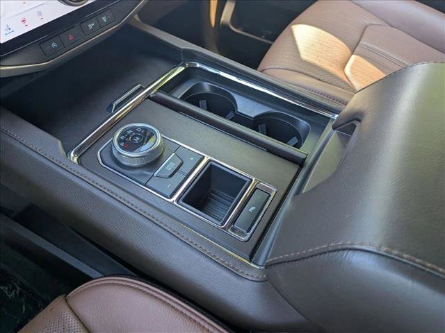 Used 2024 Ford Expedition King Ranch RWD image 12