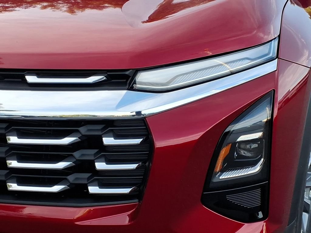 New 2027 Chevrolet Equinox LT FWD image 8