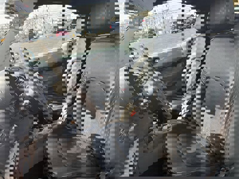 Used 2005 Volkswagen Beetle GLS image 16