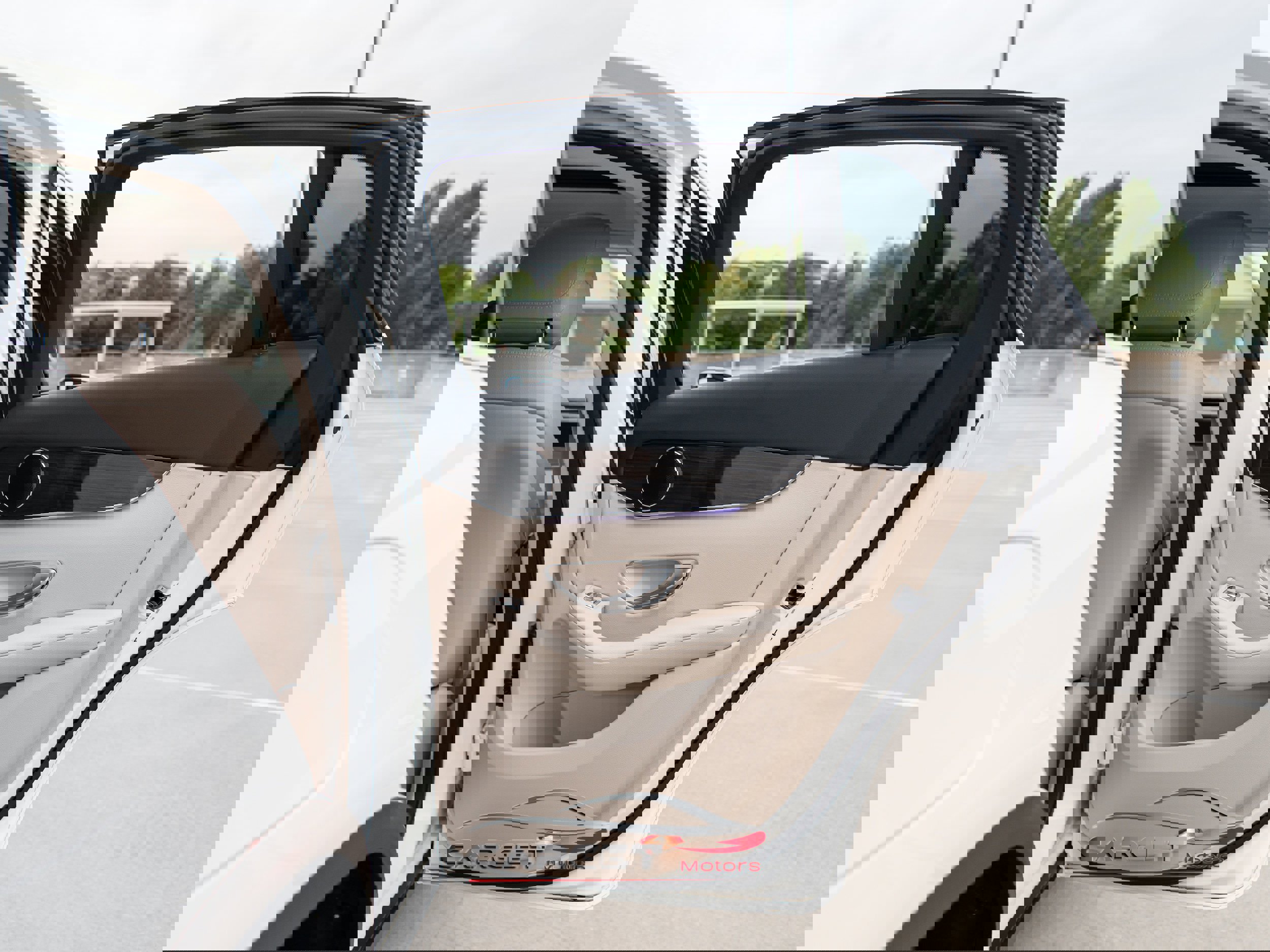 Used 2020 Mercedes-Benz GLC 300 4MATIC image 44