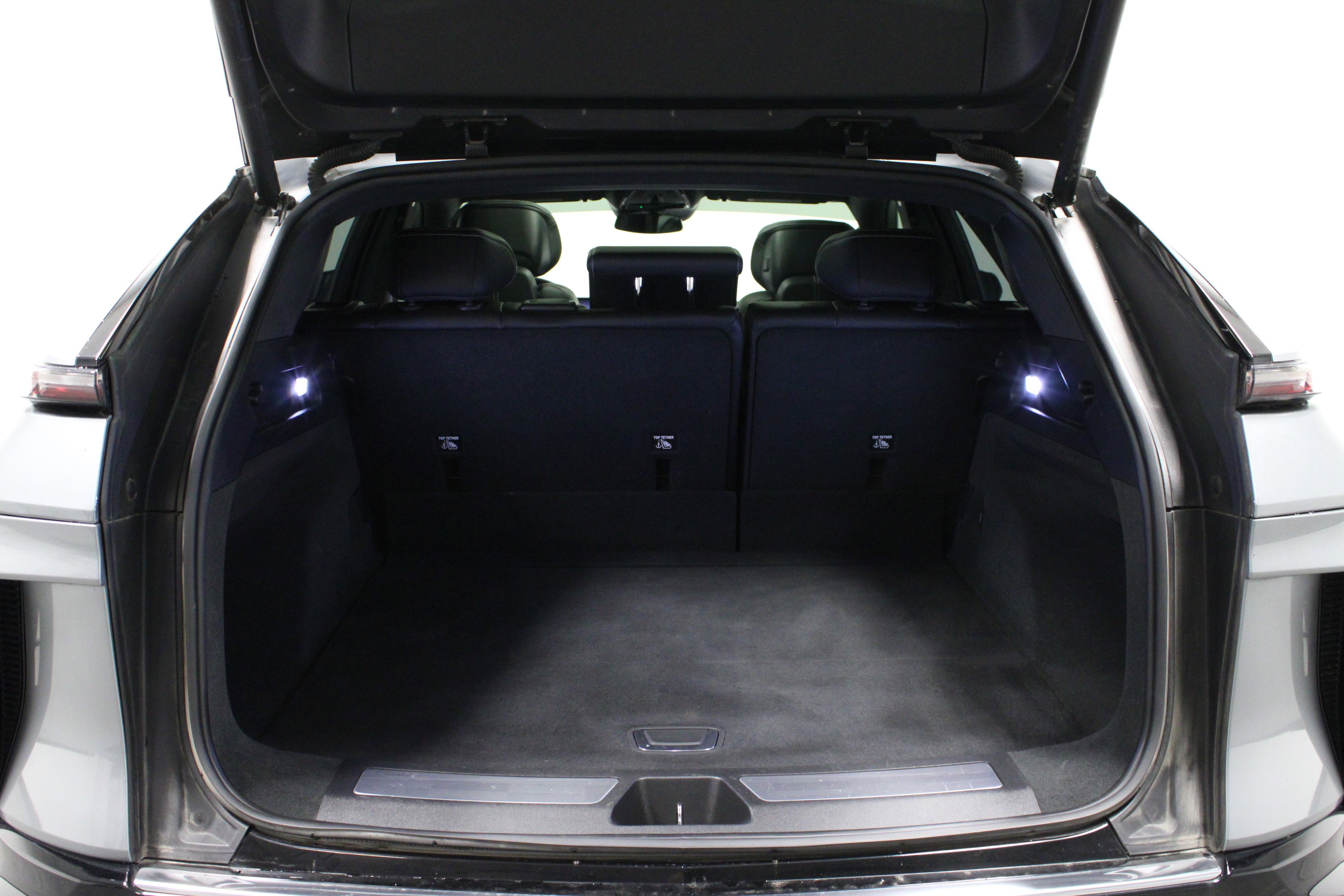 Used 2024 Cadillac Lyriq Luxury image 14