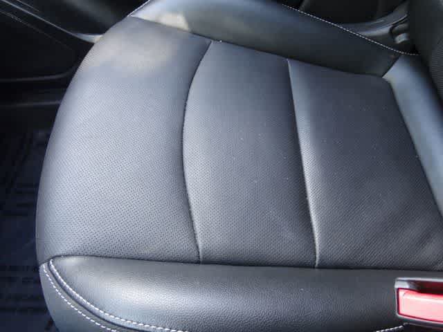 Used 2024 GMC Terrain SLT AWD/4WD image 37