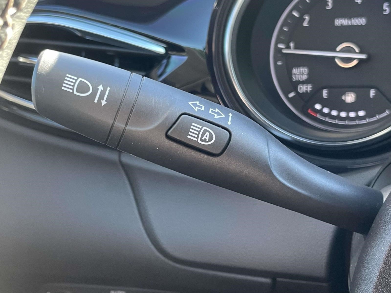 Used 2023 Buick Encore GX Essence w/ Experience Buick Package FWD image 22