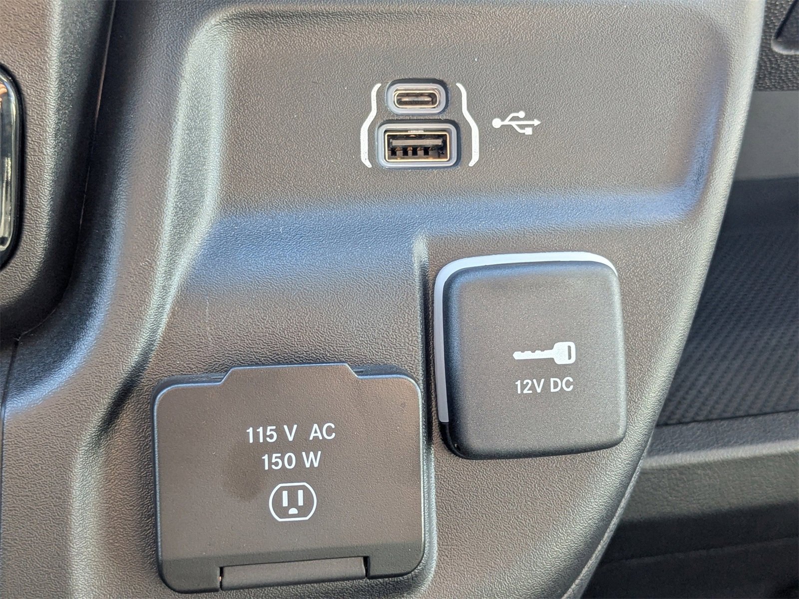 Used 2025 RAM ProMaster 3500 w/ Quick Order Package 22G SLT image 23