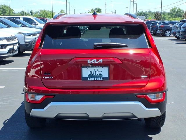 Used 2023 Kia Niro EX FWD image 29