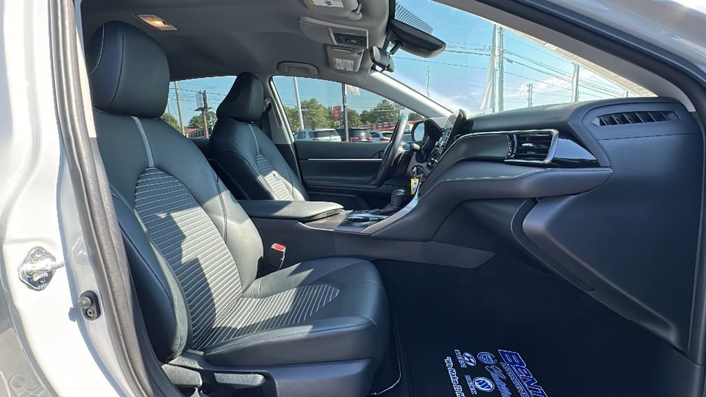 Used 2023 Toyota Camry SE image 15