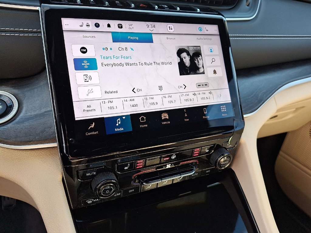 Certified 2024 Jeep Grand Cherokee Limited image 14