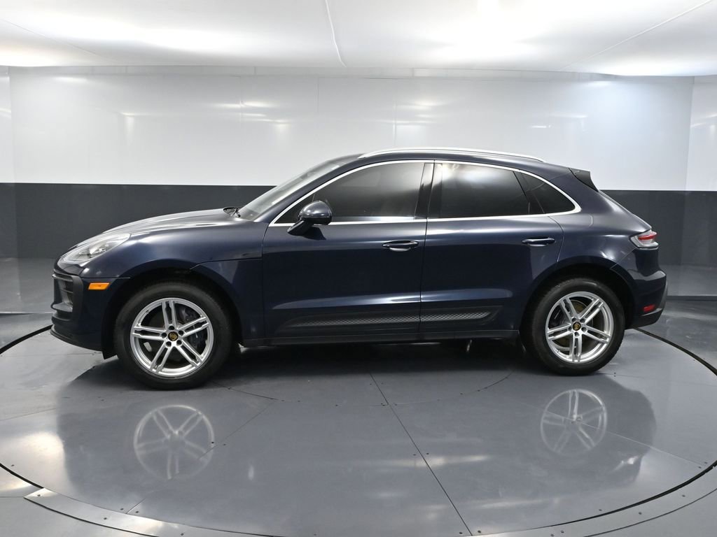 Used 2022 Porsche Macan Base image 10