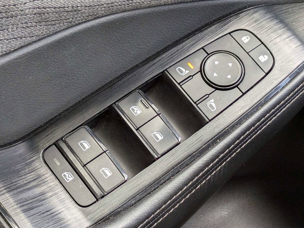 Used 2021 Nissan Rogue SV FWD image 22
