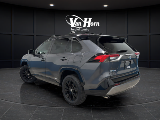 Used 2023 Toyota RAV4 XSE AWD/4WD image 5