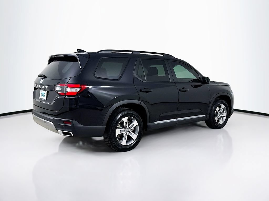 Certified 2026 Honda Pilot EX-L image 8