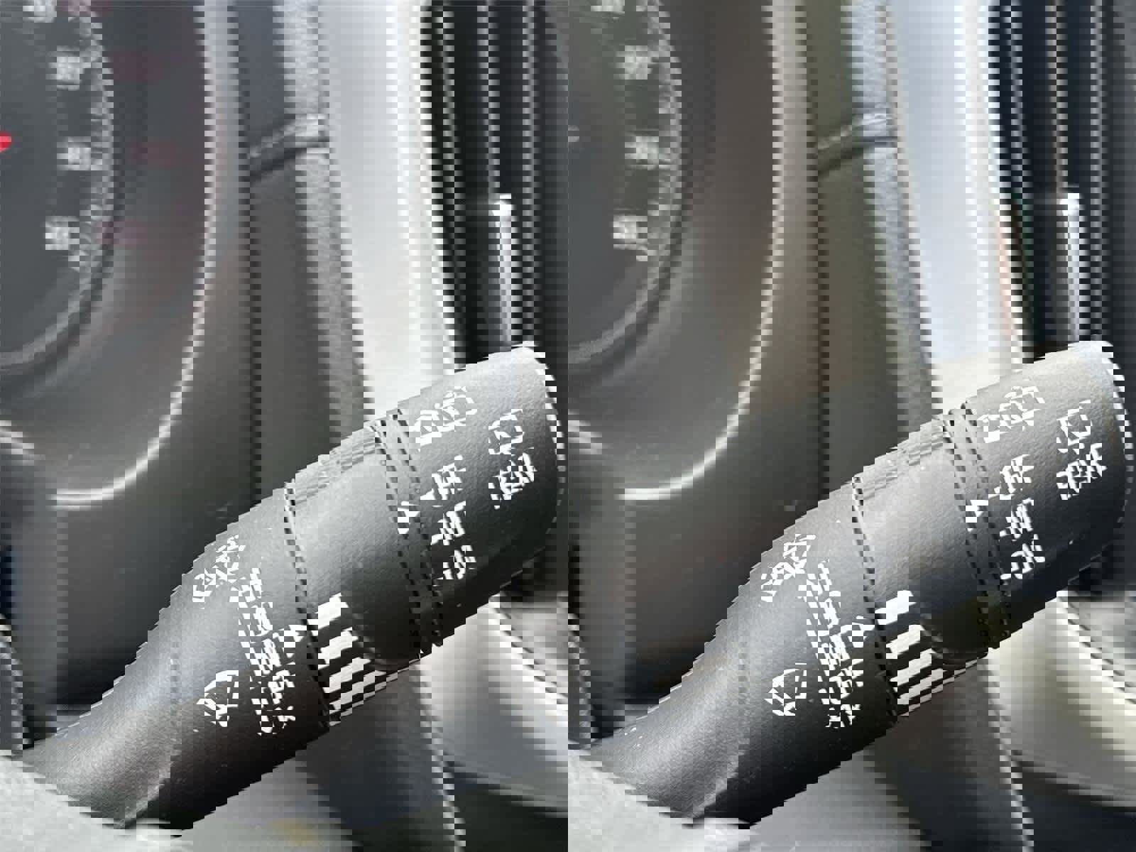 Used 2022 GMC Terrain SLT image 28