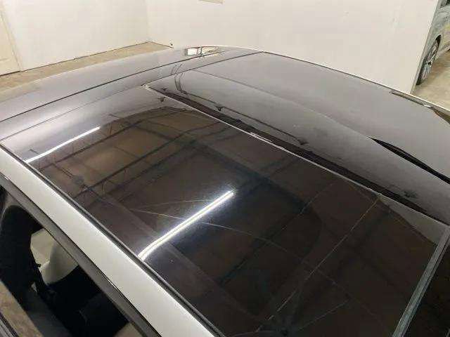 Used 2022 Tesla Model X image 95