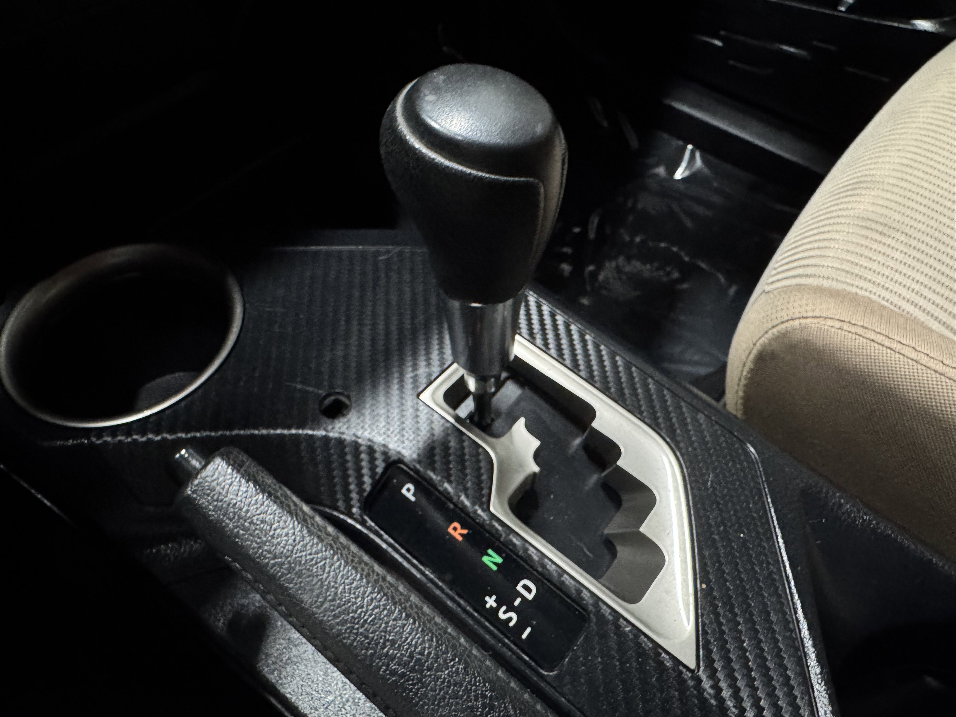 Used 2014 Toyota RAV4 XLE image 9