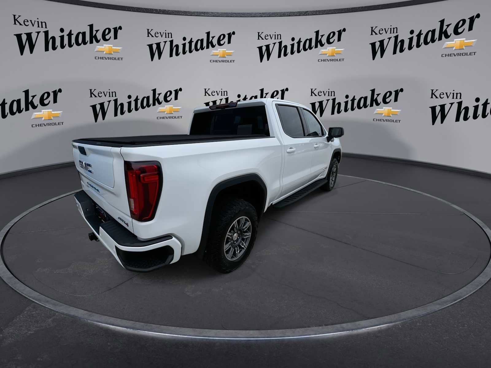 Certified 2024 GMC Sierra 1500 AT4 w/ Technology Package image 8