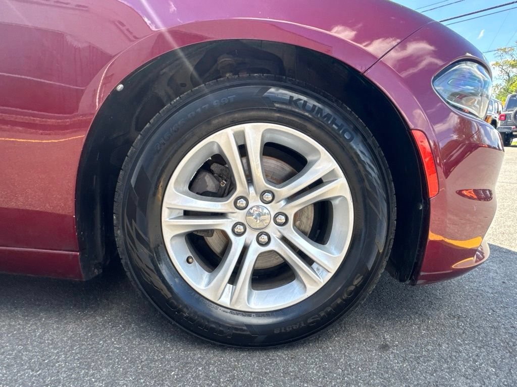 Used 2020 Dodge Charger SXT w/ Cold Weather Package RWD image 12