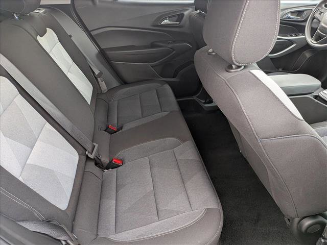 Used 2025 Chevrolet Trax LS image 18