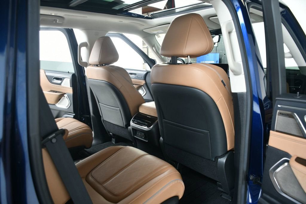 Used 2025 INFINITI QX80 Sensory image 36