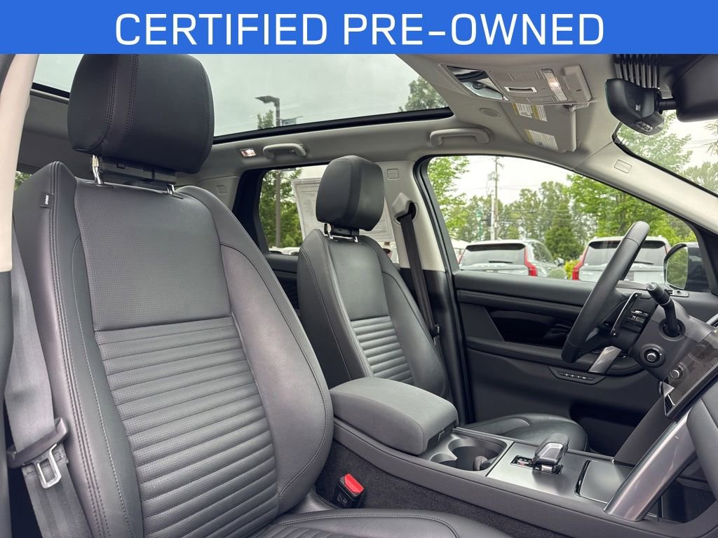 Certified 2025 Land Rover Discovery Sport S AWD/4WD image 21