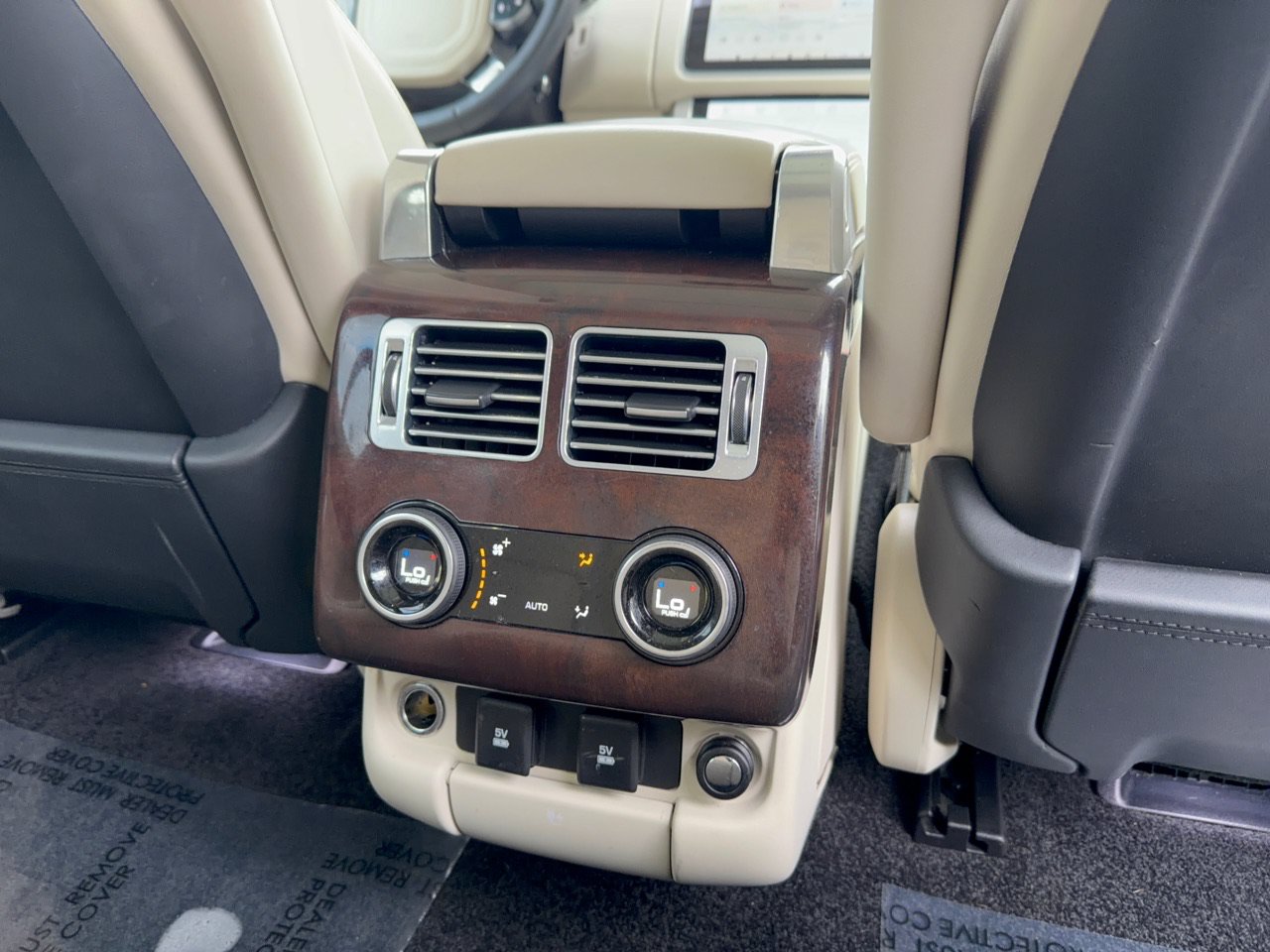 Used 2019 Land Rover Range Rover Supercharged AWD/4WD image 31